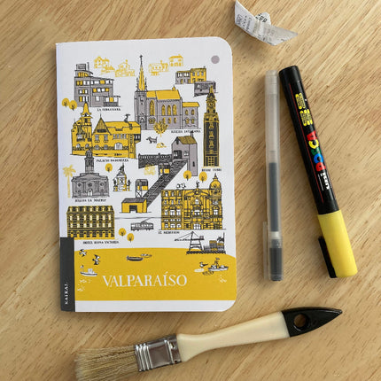 libreta de notas notebook cuaderno valparaíso valpo edificios patrimoniales patrimonial amarillo gris ciudad puerto